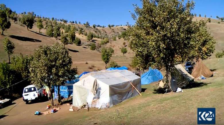 Bi sedema şerê Tirkiya û PKKyê gundên ser sinûr dihên çolkirin