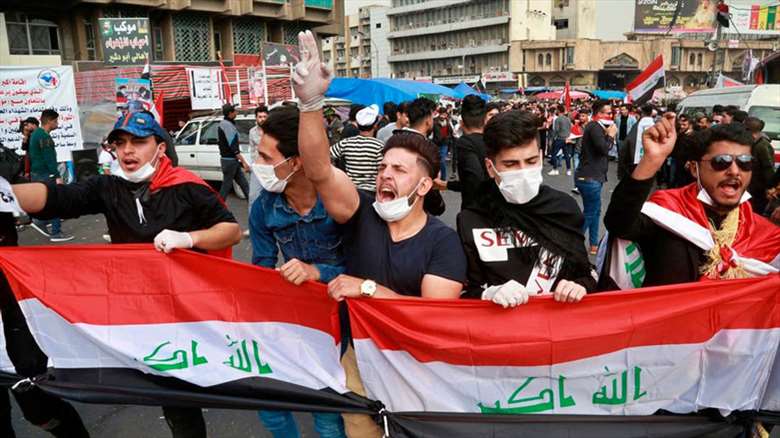 Xwenîşanderên Îraqê daxwaz dikin tevaya berpirsên Îraqê dest ji kar vekişîn in