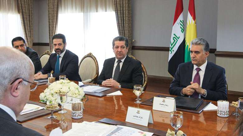Kurdistan Region Prime Minister Masrour Barzani (center) heads a special meeting aimed at taking action to combat the spread of the coronavirus, March. 4, 2020. (Photo: KRG)