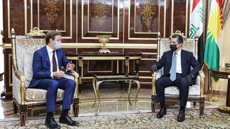 Masrour Barzani (Right), Prime Minister of Kurdistan Regional Government with British Envoy to Iraq Stephen Hickey, June 15, 2020. (Photo: KRG)